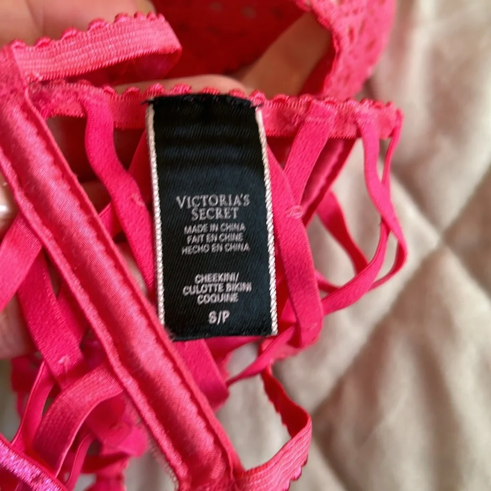 Victorias Secret design light straps